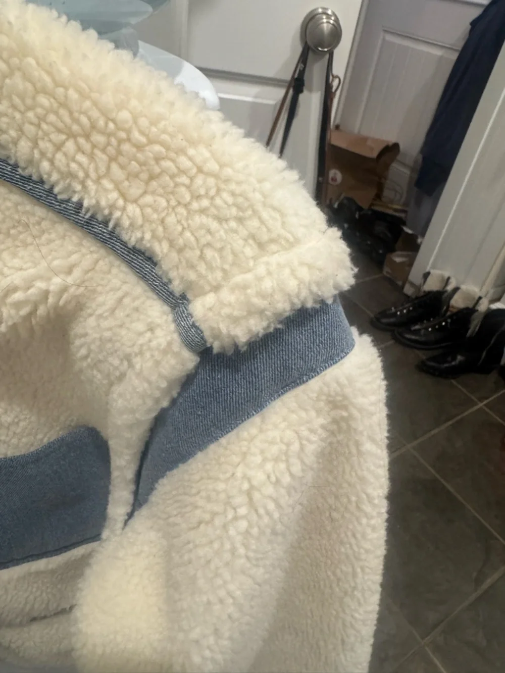 Veronica Beard Cream Faux Shearling Jacket with Light Blue Denim Trim - Picture 2 of 8
